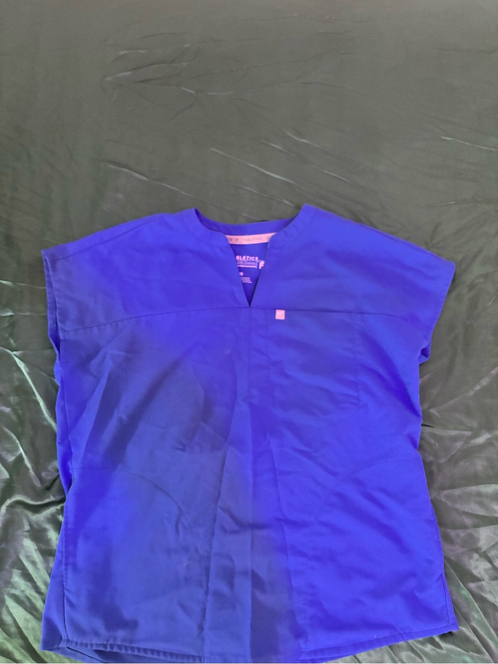 Fabletics Scrub Set - Picture 3 of 4